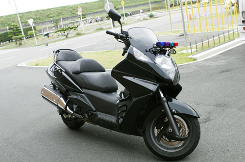 普通自動車